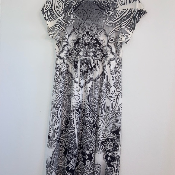 Y2K Black & White Dress - Picture 6 of 9